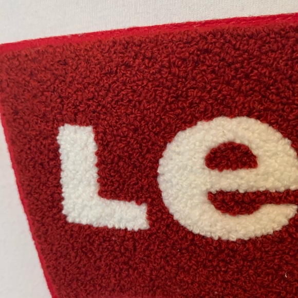 Levi’s T shirt - Picture 3 of 5